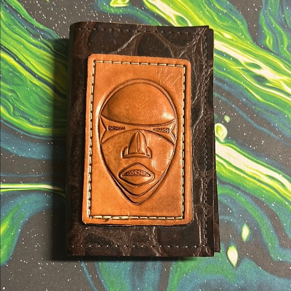 Marvin Sin - Brown Leather Card Holder with Embossed Design - Picture 1 of 3